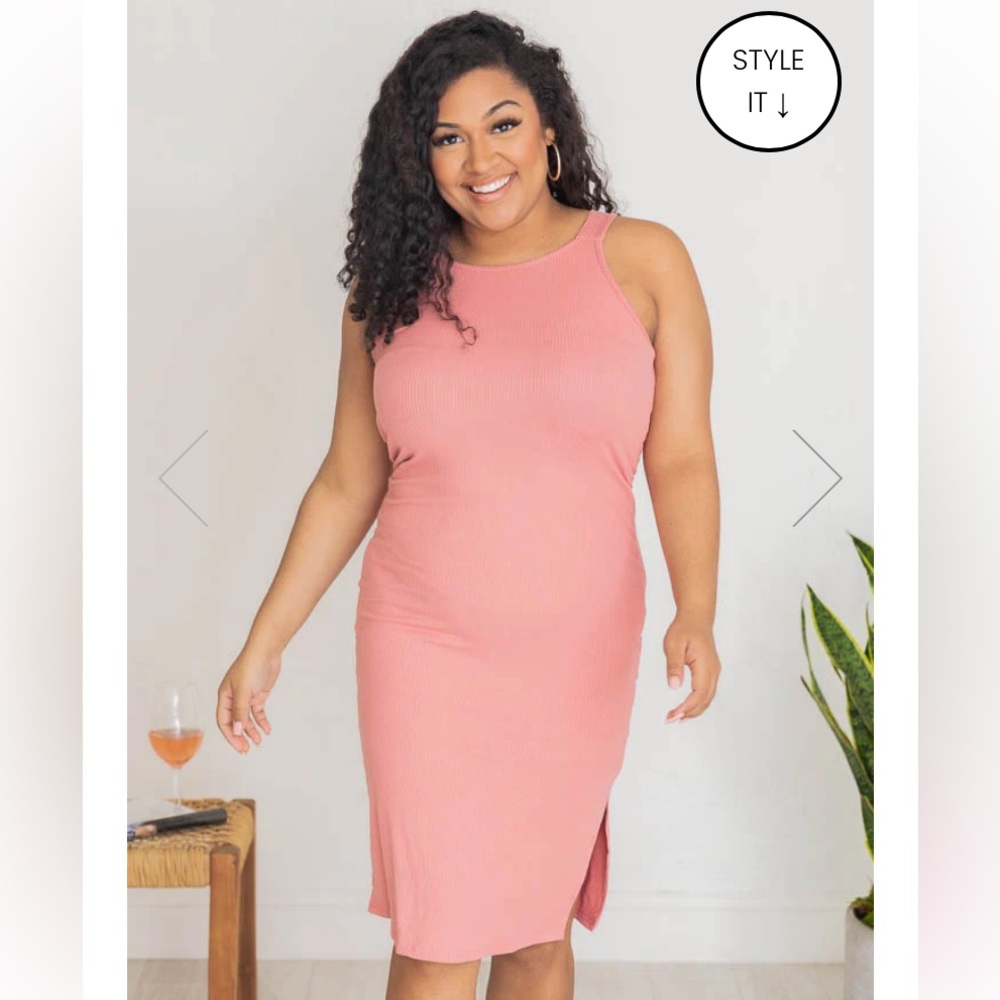 A LOVING ENDEAVOR RIBBED MIDI ROSE TANK DRESS